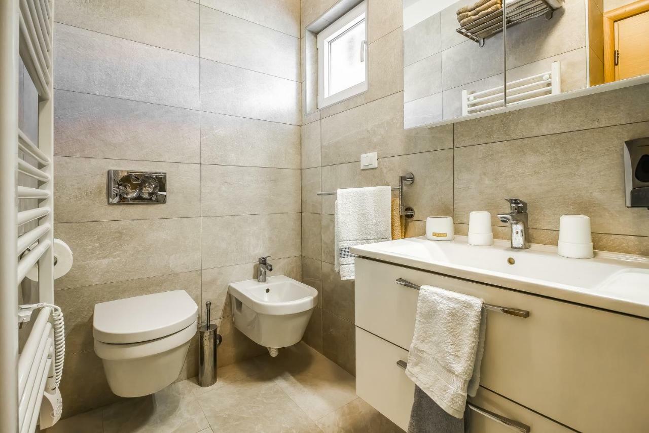 Saten Suite Apartment Near The Beach Пореч Екстериор снимка