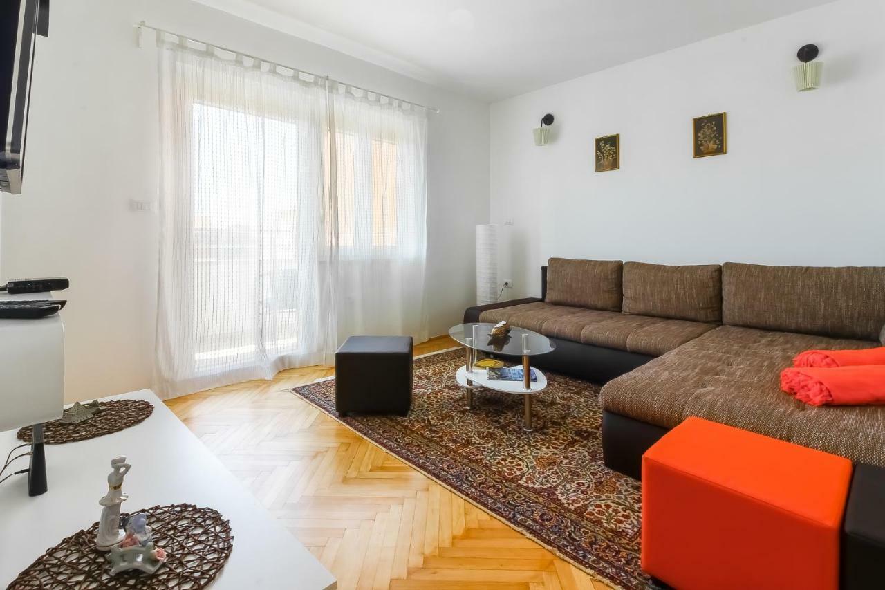 Saten Suite Apartment Near The Beach Пореч Екстериор снимка