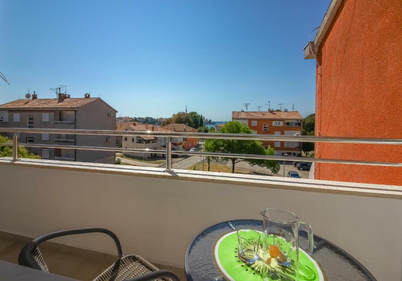 Saten Suite Apartment Near The Beach Пореч Екстериор снимка