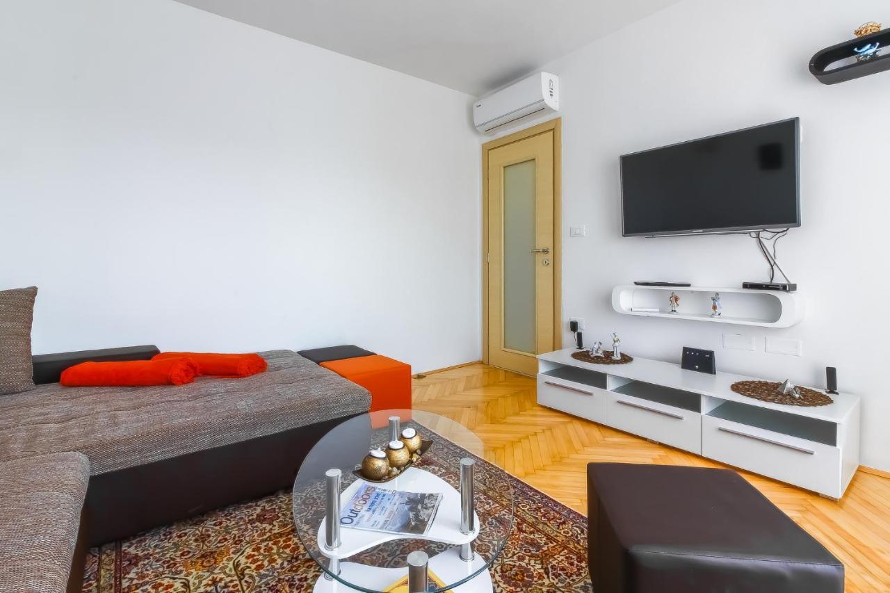 Saten Suite Apartment Near The Beach Пореч Екстериор снимка